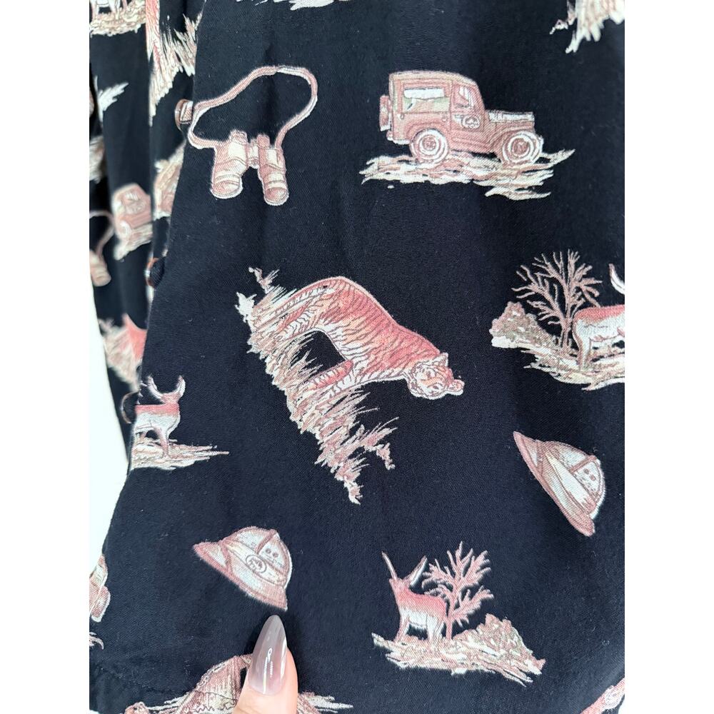 BRITISH KHAKI vintage black 100% rayon safari print short sleeve top shirt - Picture 4 of 6